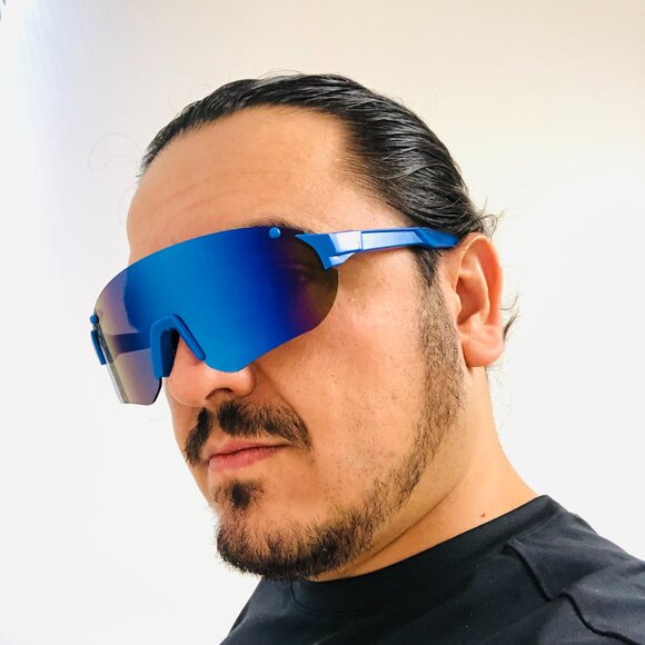 Men Sunglasses Blue Mirror Single One Piece Lens Oversize Wrap Around UV400 New - Picture 1 of 3